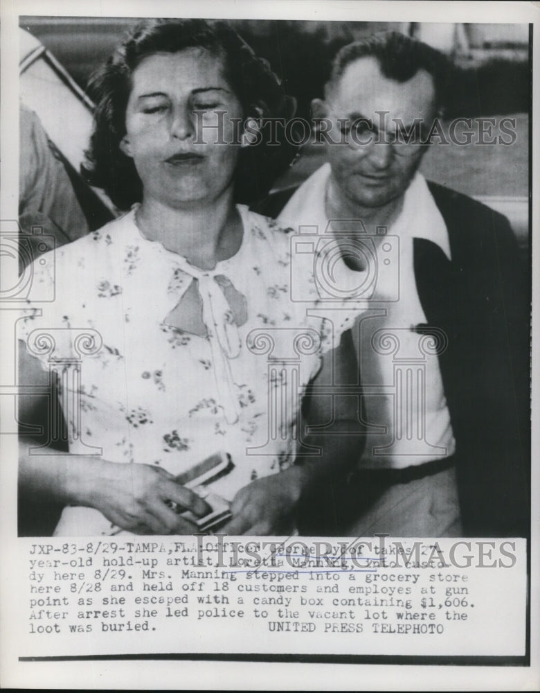 1953 Press Photo Officer George Lydof with hold-up suspect Loretta Manning