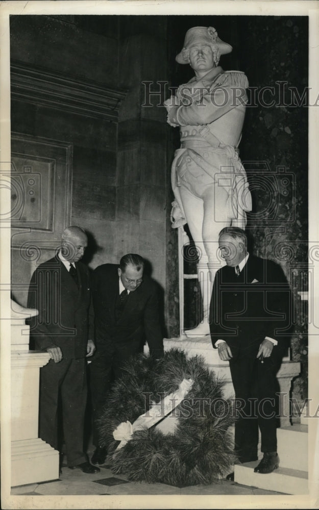1937 Press Photo of Senators Ernest Gibson, Warren Austin and Representative