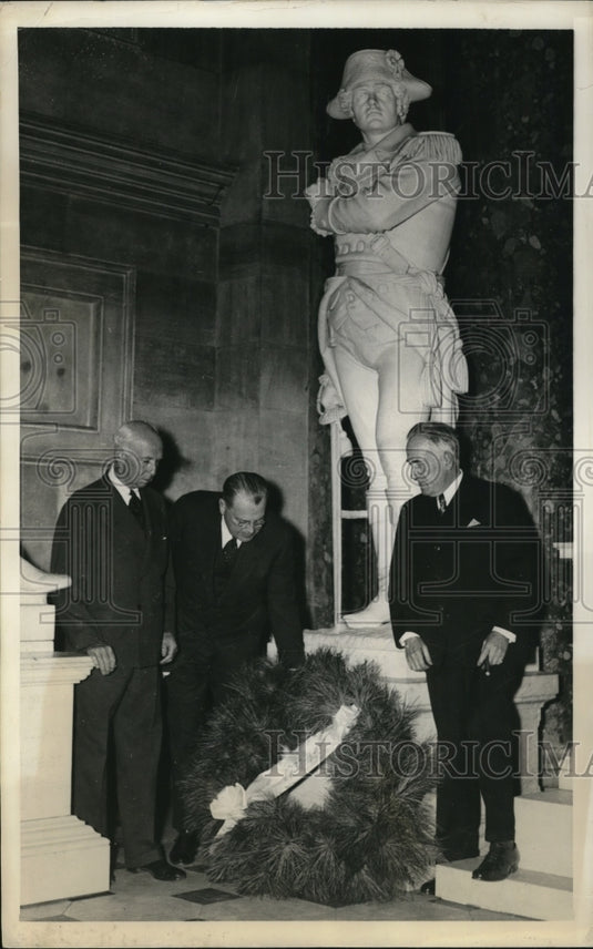 1937 Press Photo of Senators Ernest Gibson, Warren Austin and Representative