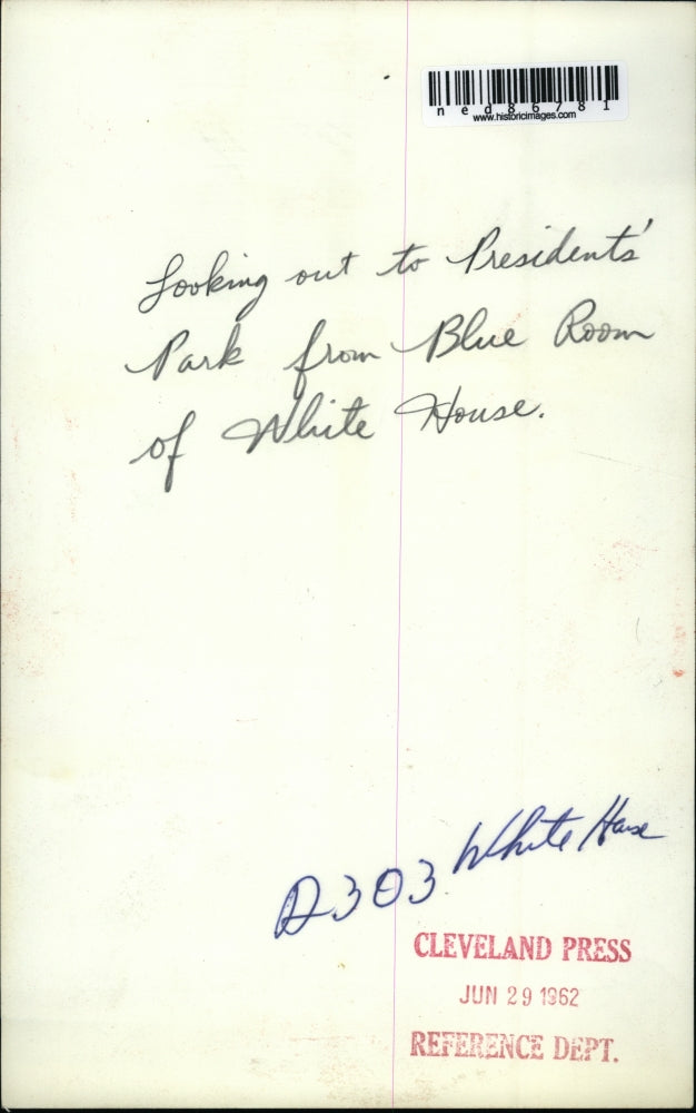 1962 Press Photo President's Park from Blue Room of White House