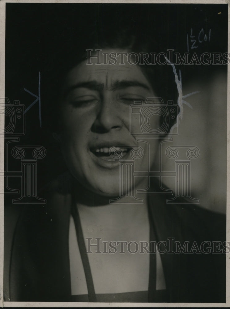 1918 Press Photo Beautiful Singer