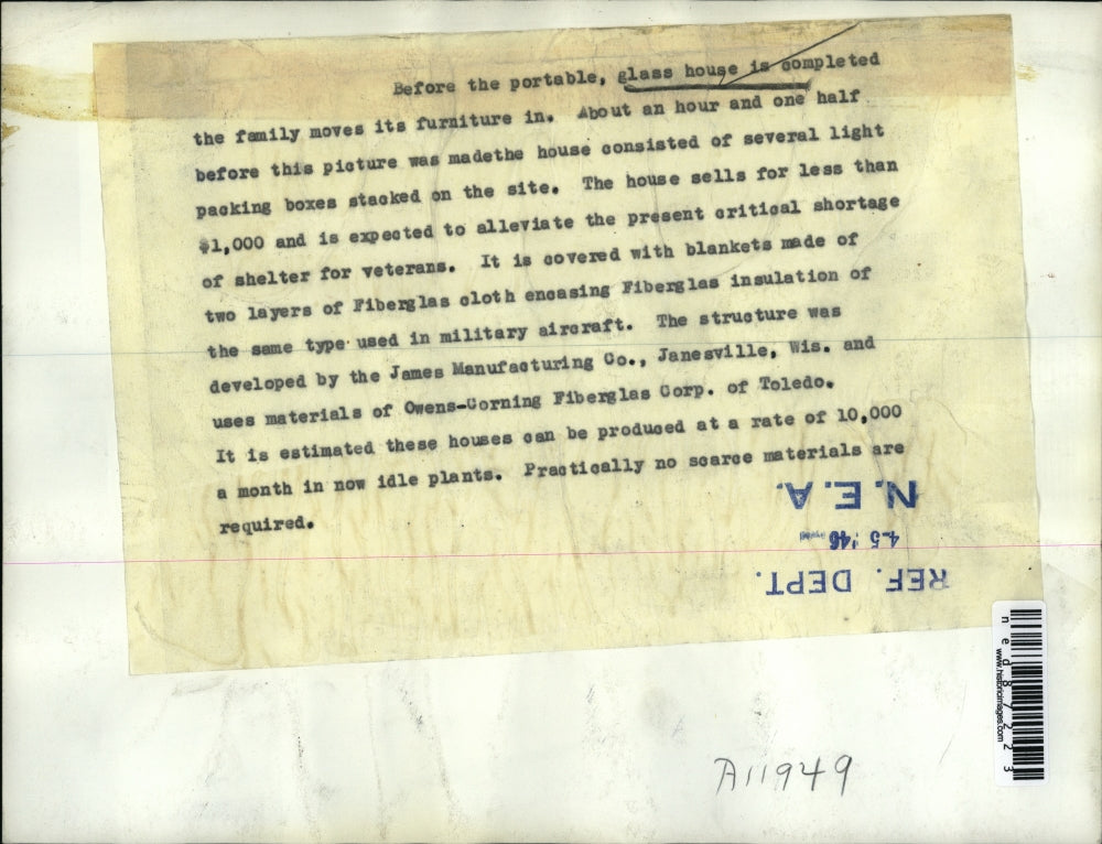 1946 Press Photo Family Moves in Furniture before Portable Glass House is Done