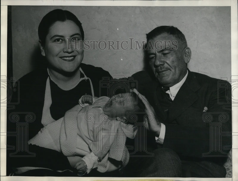 Load image into Gallery viewer, 1936 Press Photo of the Exiled General and President of Mexico General Calles

