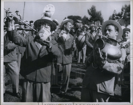 1958 Press Photo of a pots and pandemonium band.