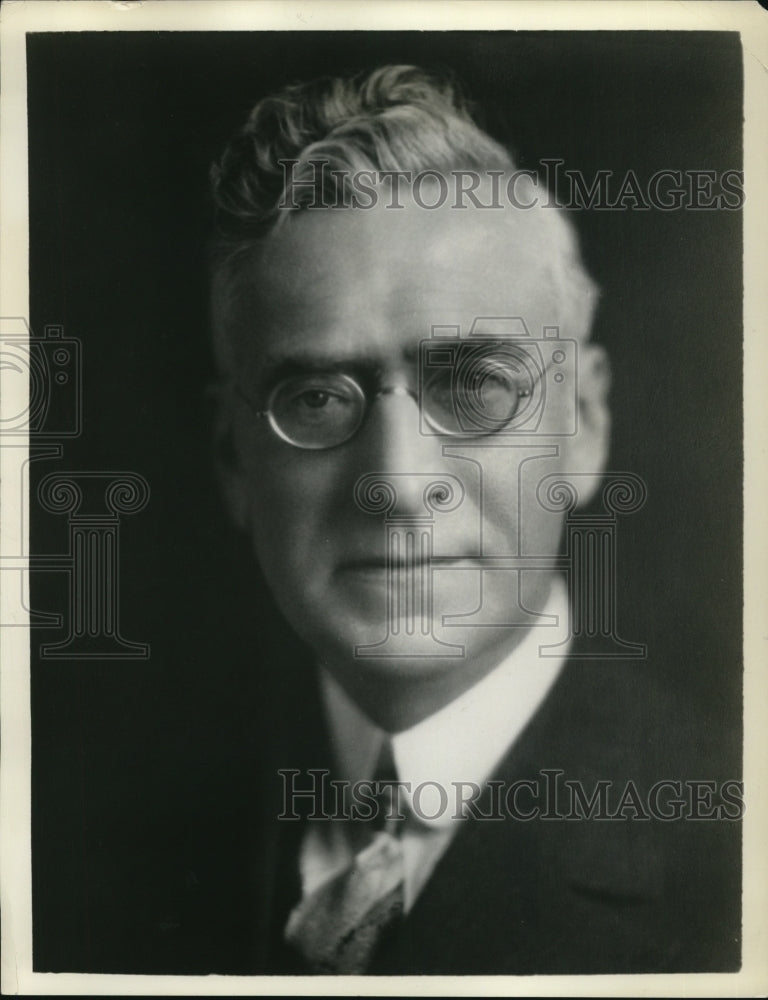 1934 Press Photo of Mr. Louis J. Auerbacher of the Border Company. - Historic Images