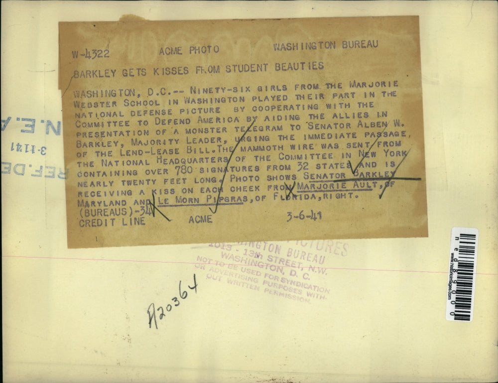 1941 Press Photo Senator Barkley with Marjorie Ault and Le Morn Pipgras