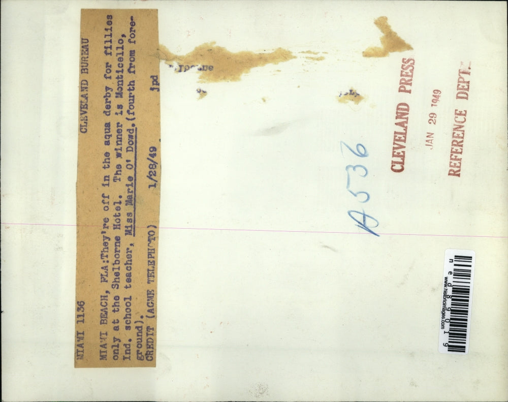 1949 Press Photo Miss Marie O'Dowd,School Teacher,aqua derby at Shelborne Hotel