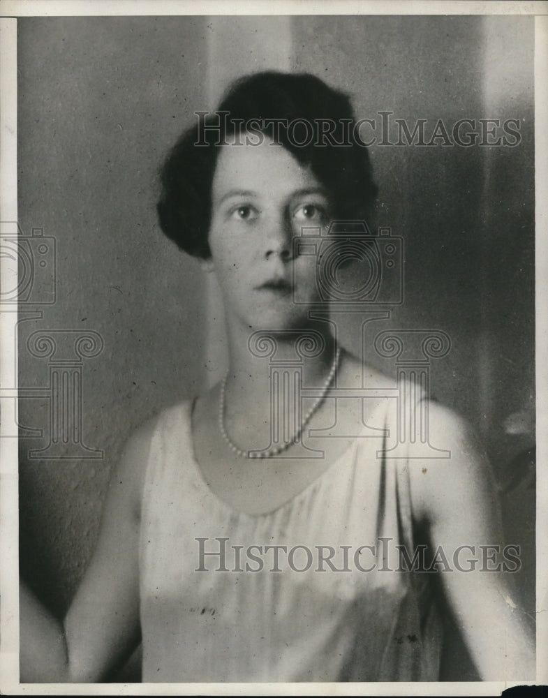 1930 Press Photo Miss Georges Thenault