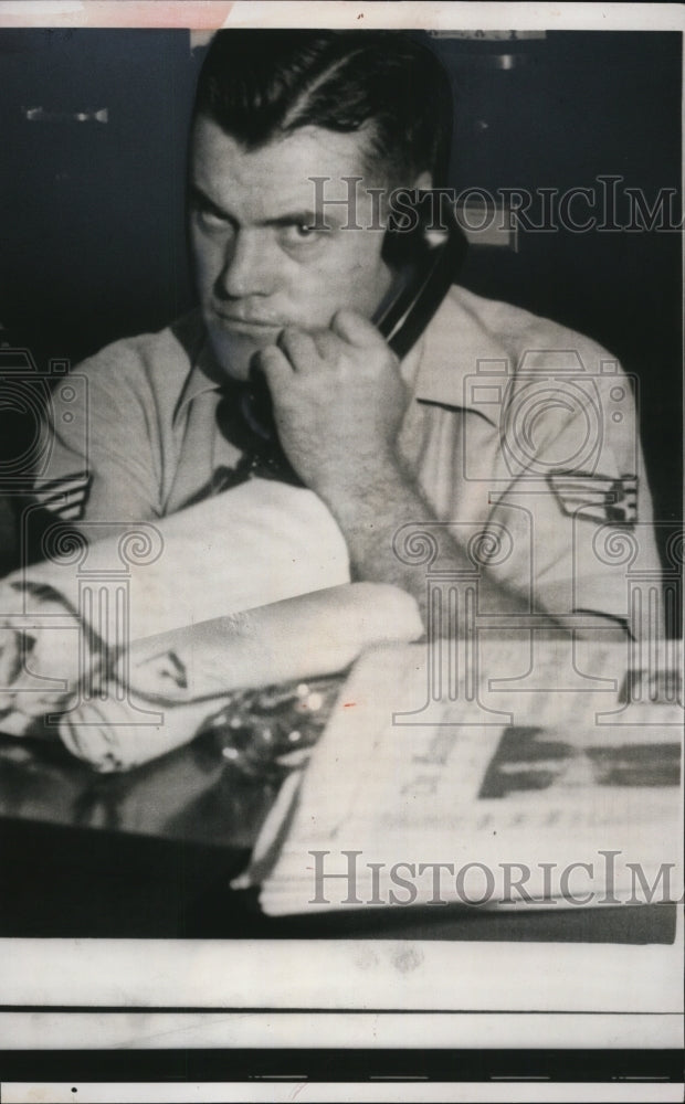 1962 Press Photo Airman third class Ed Dunn who shot his ex-wife six times.