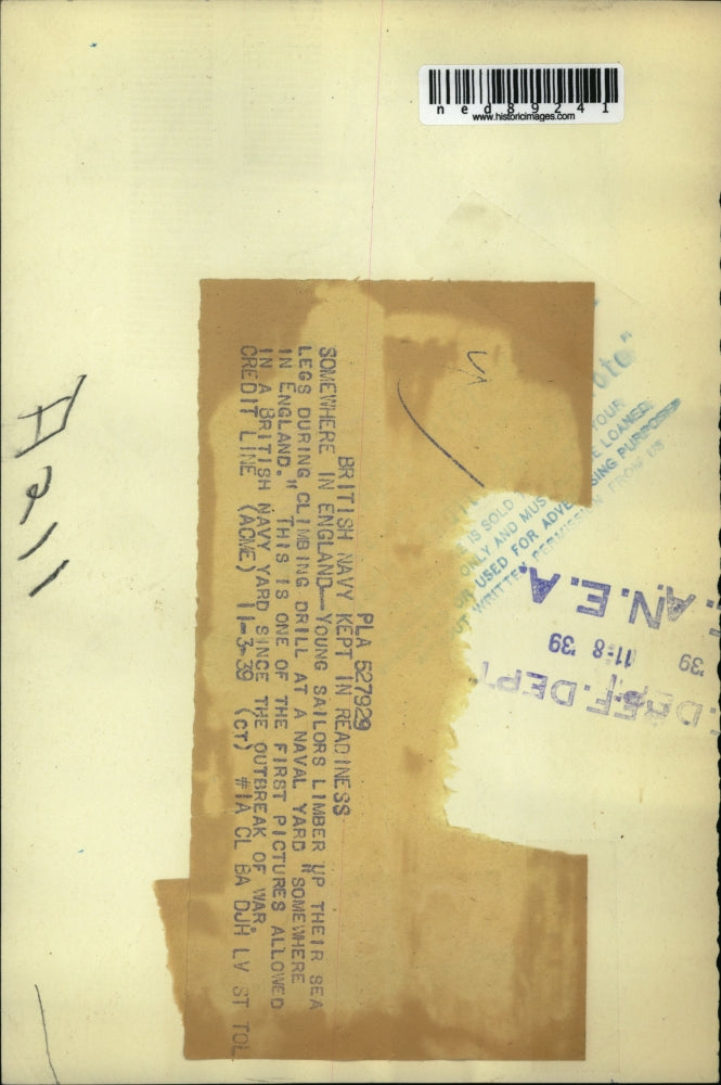 1939 Press Photo of British sailors performing climbing drills.