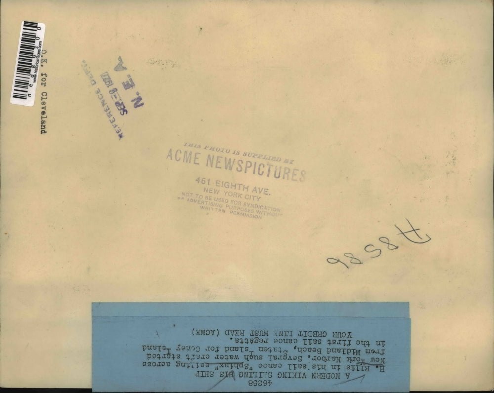 1927 Press Photo Sphinx (moderrn viking) sails across New York Harbor