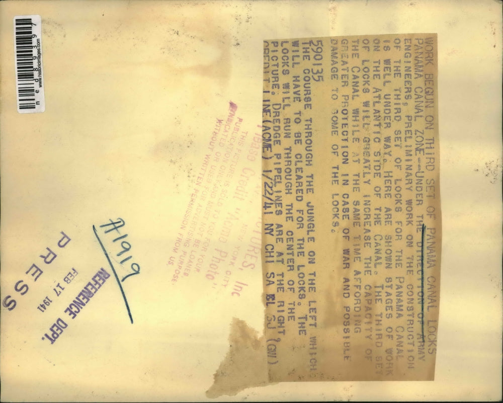 1941 Press Photo Third set of Panama Canal locks starts