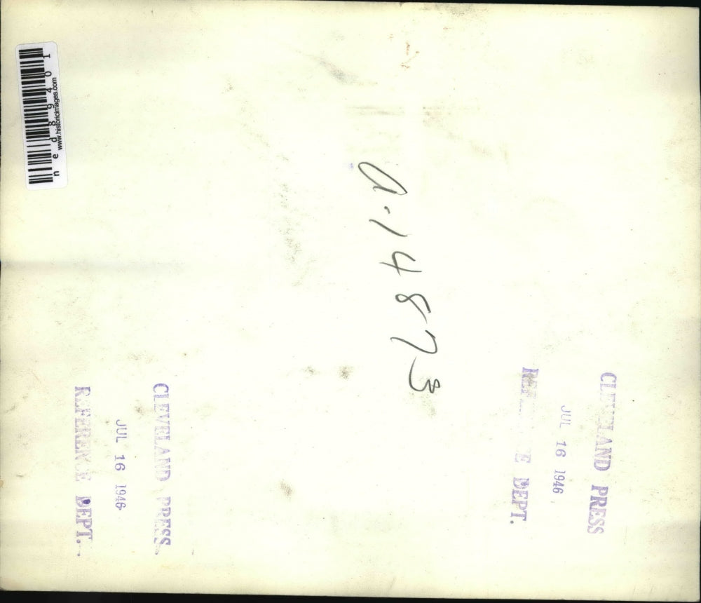 1946 Press Photo Lt. Robert Glenn with wife expecting a baby