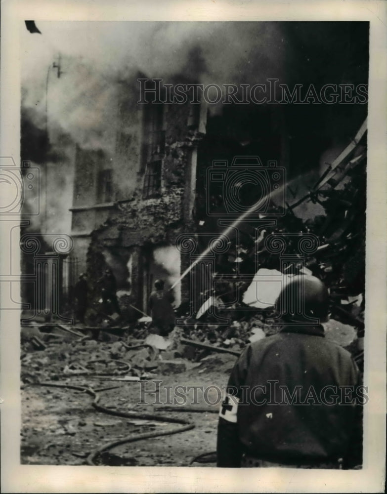 1945 Press Photo Belgian town after the V-Bomb struck a civilian center