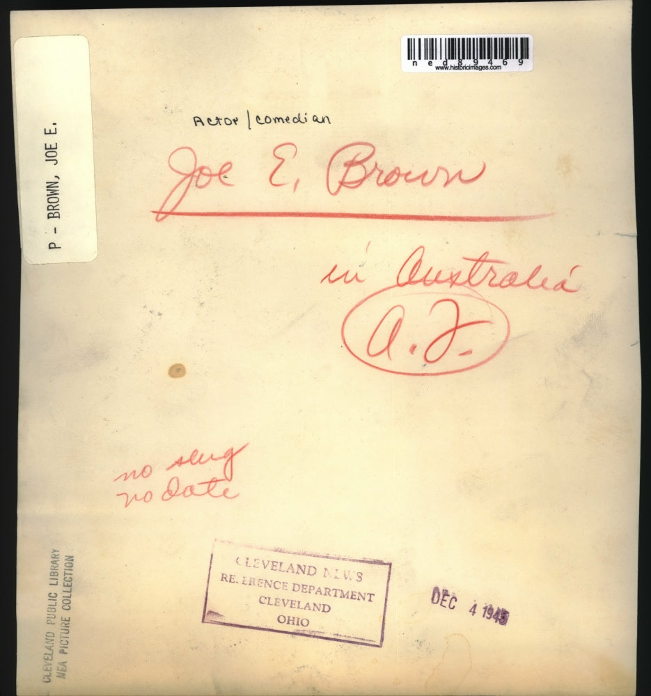 1945 Press Photo Joe E. Brown in Australia