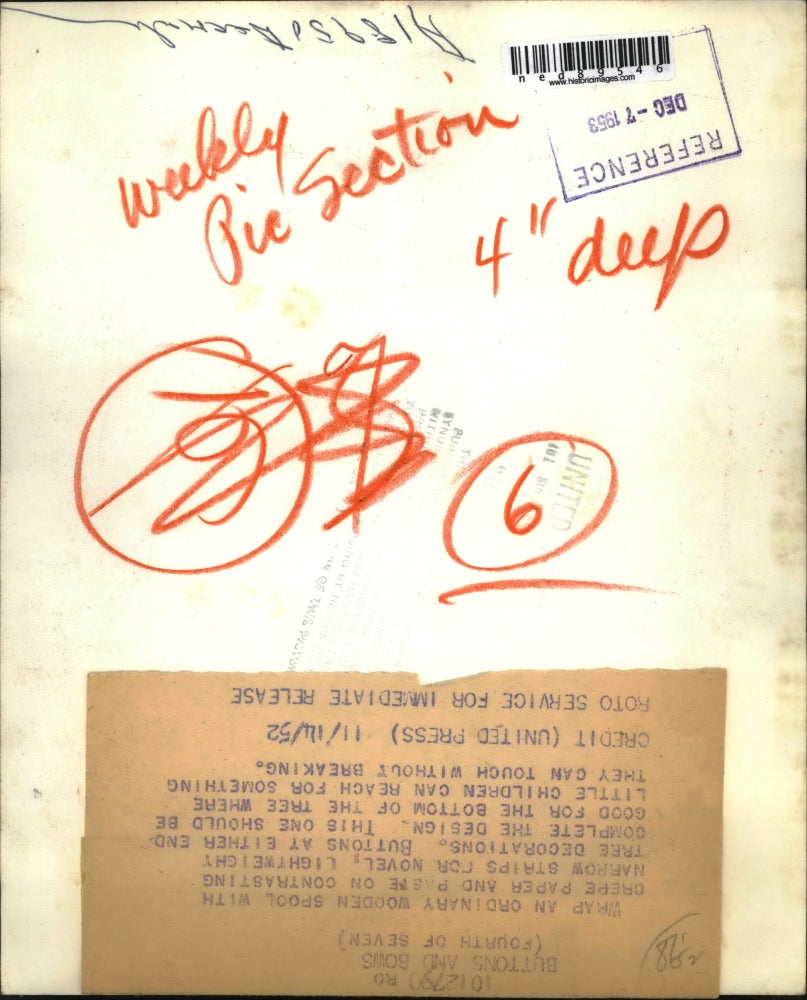 1952 Press Photo of a Christmas decoration.