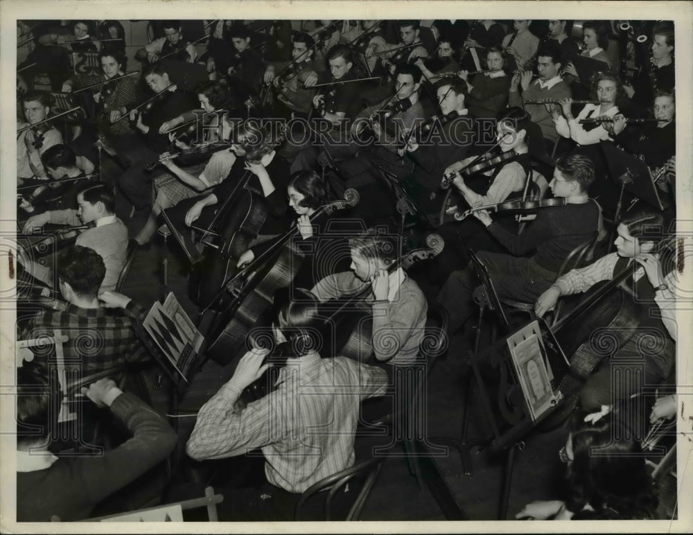 1941 Press Photo Cleveland Heights High School Orchestra