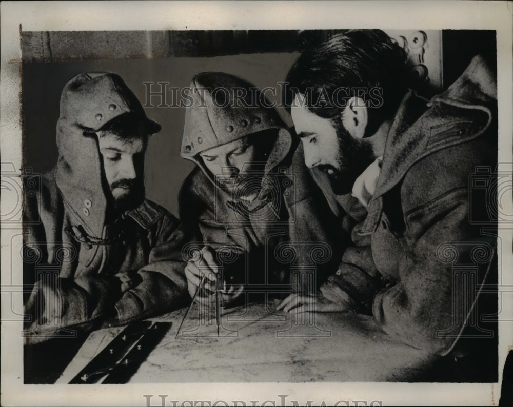 1941 Press Photo Duffel-coated officers known as the lawyer,bank manager, author