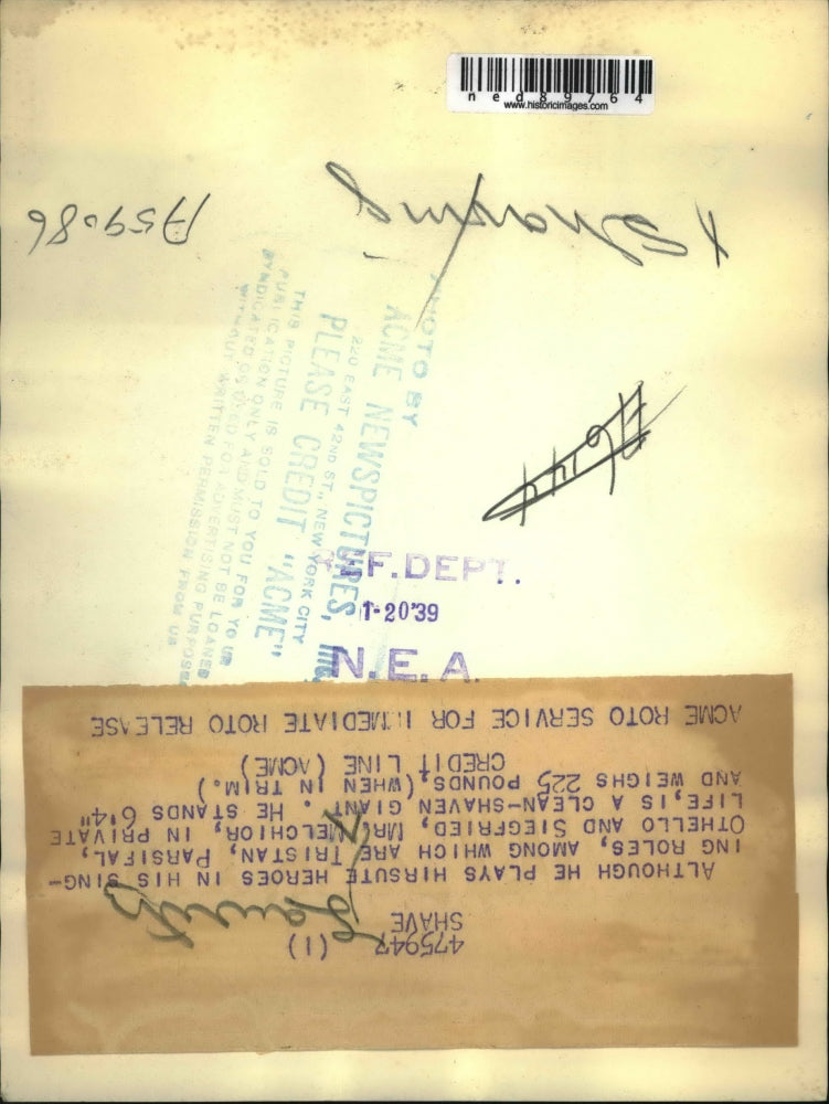 1939 Press Photo Mr. Melchior pictured clean shaven who stands 6'4"