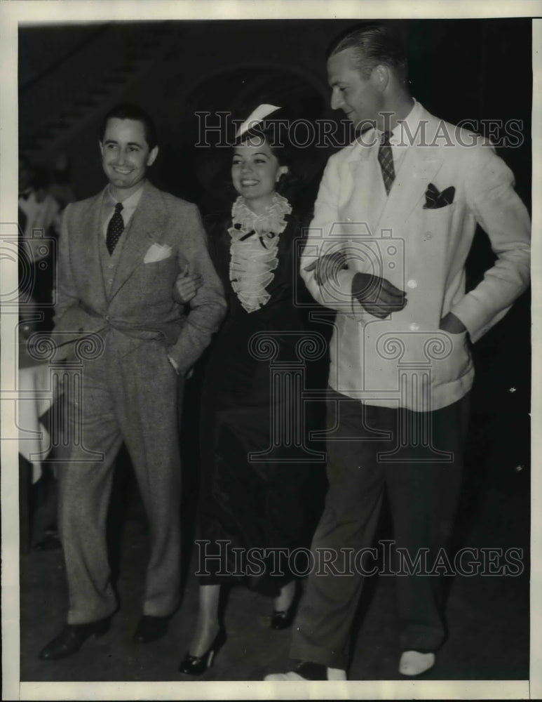 Load image into Gallery viewer, 1936 Press Photo of L-R Nino Martin, Frances Langford, and Smith Ballen.
