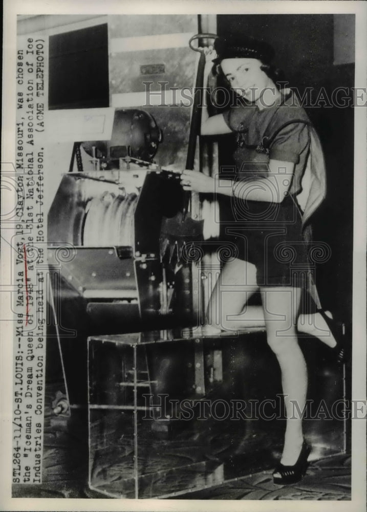 1948 Press Photo Marci Vogt, was chosen as Iceman Dream Queen in Clayton Mo