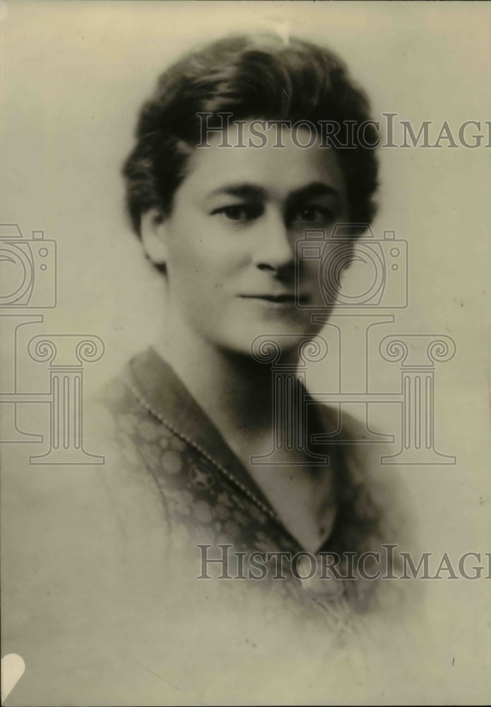 1921 Press Photo Miss Anne Phillips