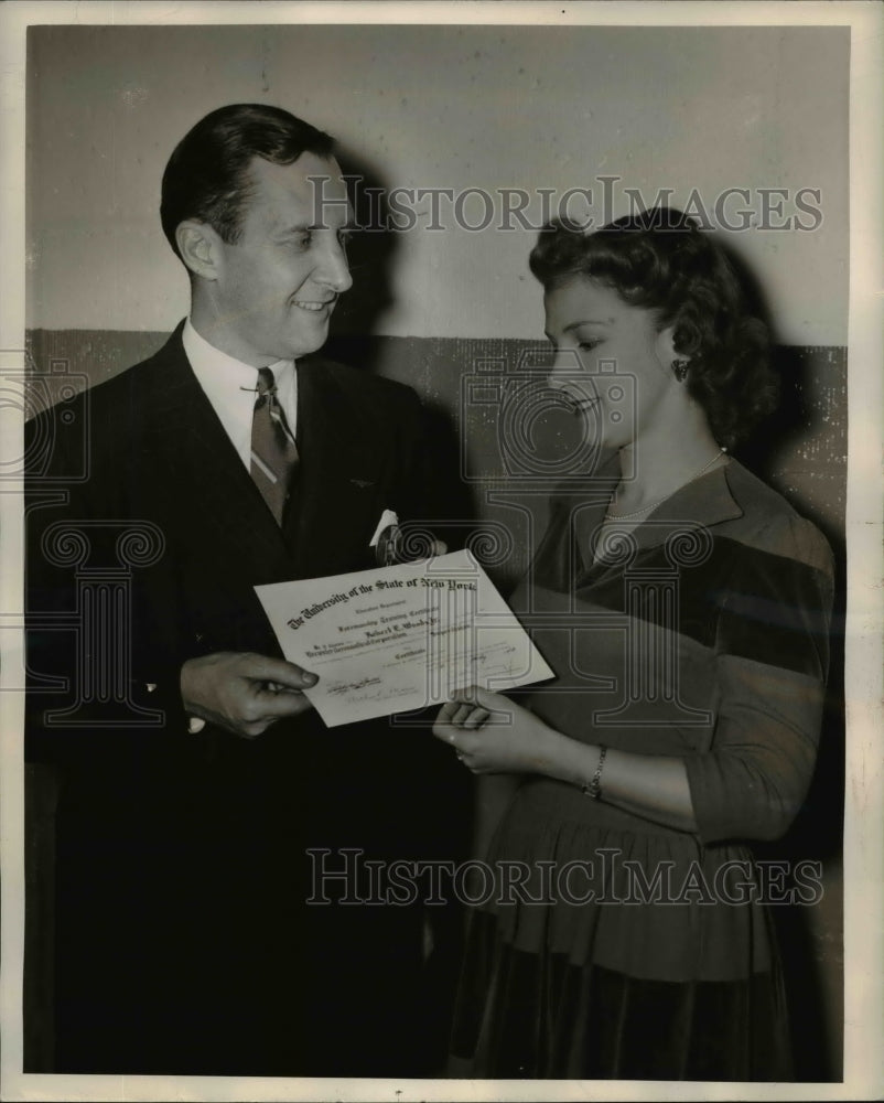 1948 Press Photo Woods finishes the formanship training course,at Univ.of NY