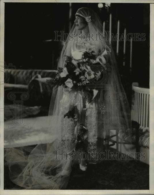 1929 Press Photo Mrs.Charles J. Young, daughter in law of Qwen D. Young