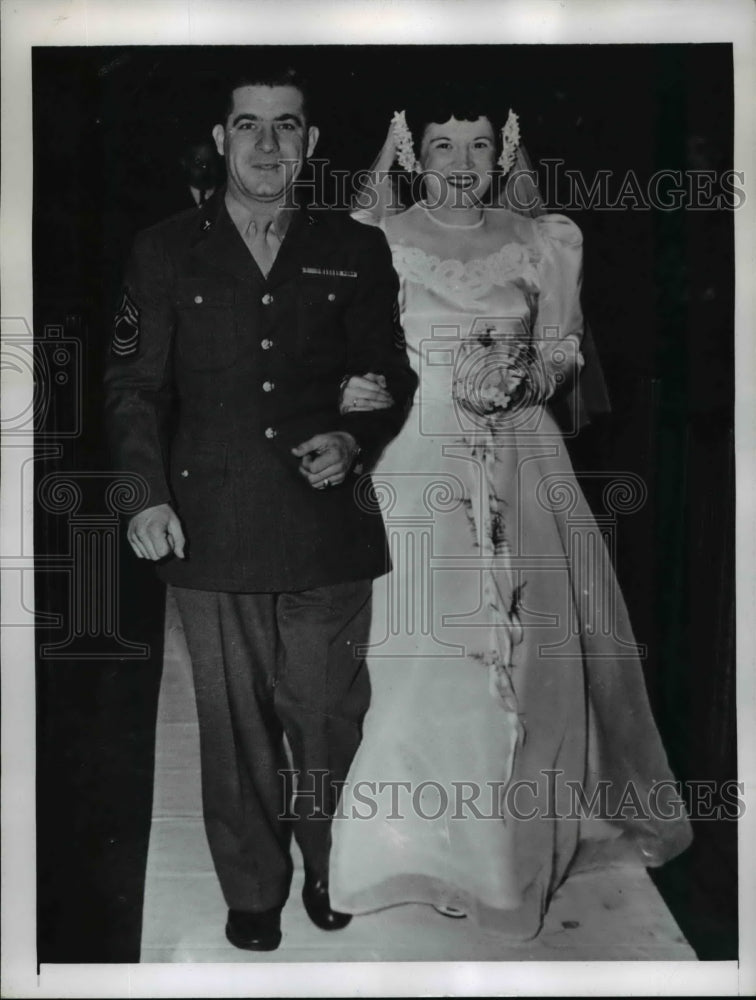 1946 Press Photo Marriage photo fo Rose Laskowski, charged her for Bigamy