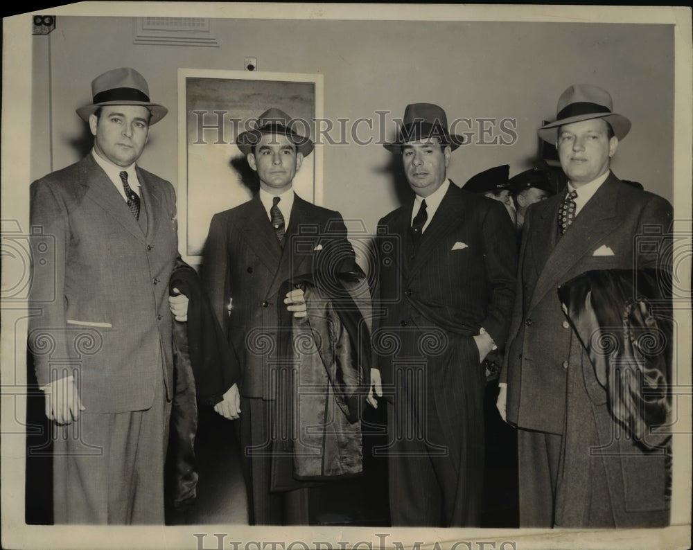 1941 Press Photo of Cuban Army and Police Officials that fled the country
