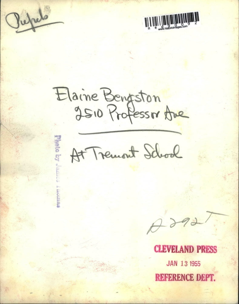 1955 Press Photo Student Elaine Bengston,at Tremont School