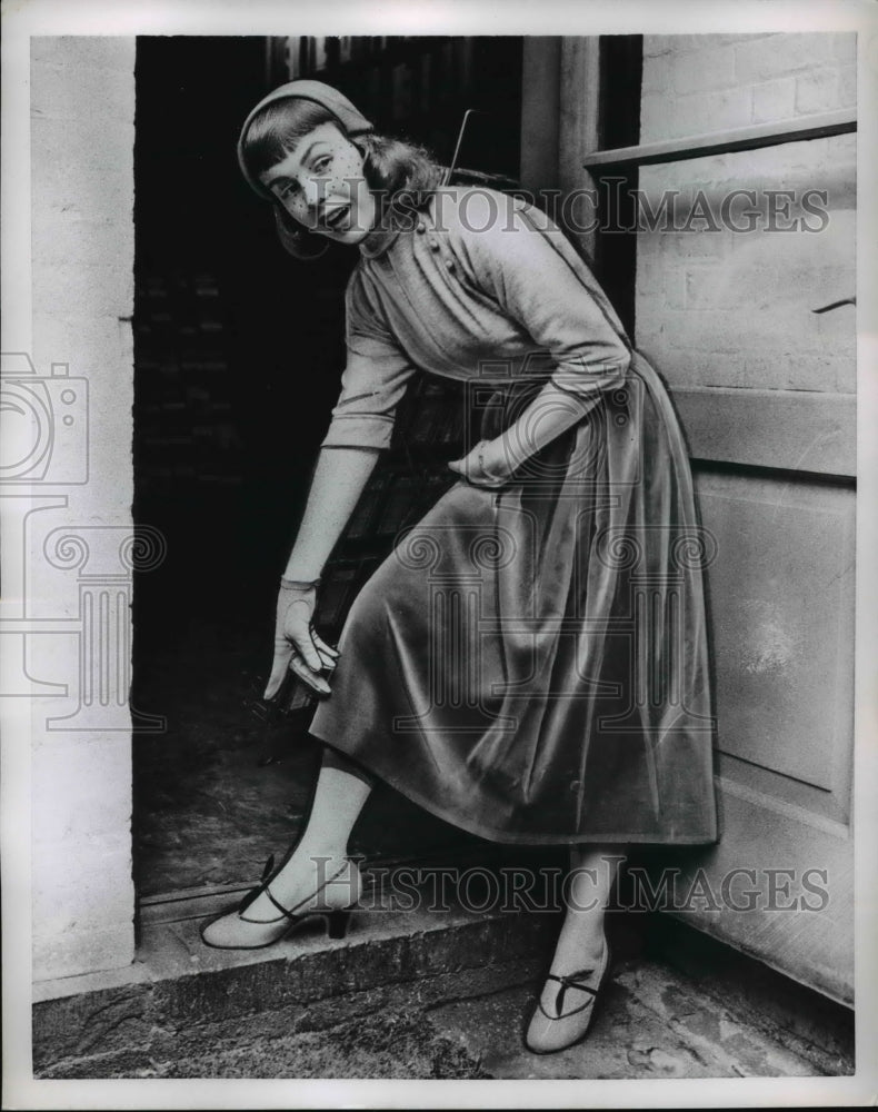 1951 Press Photo Fashion for Fall of 1951