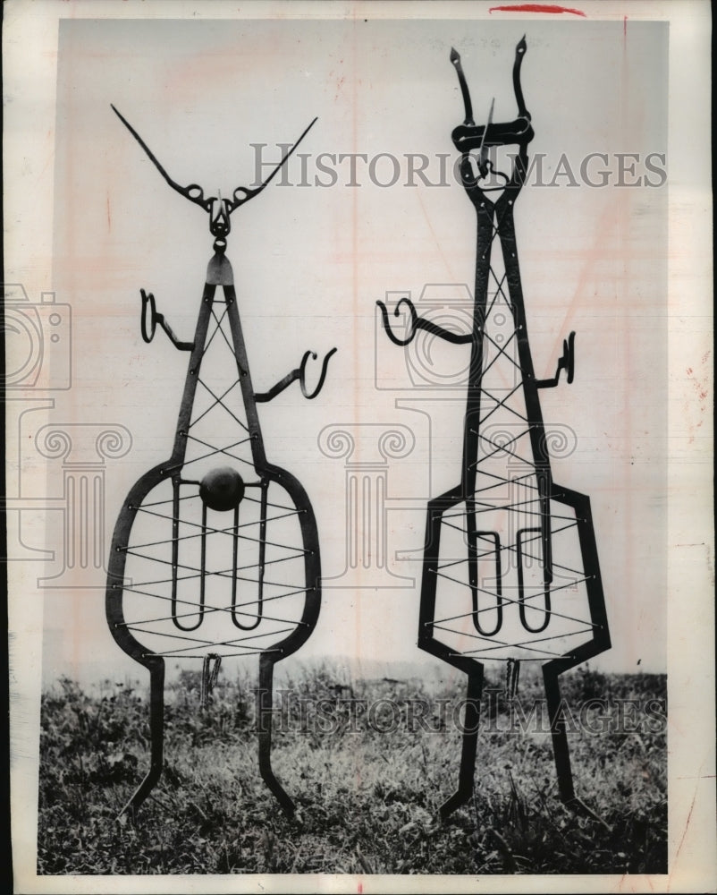 1969 Press Photo Astronauts on a residential garden