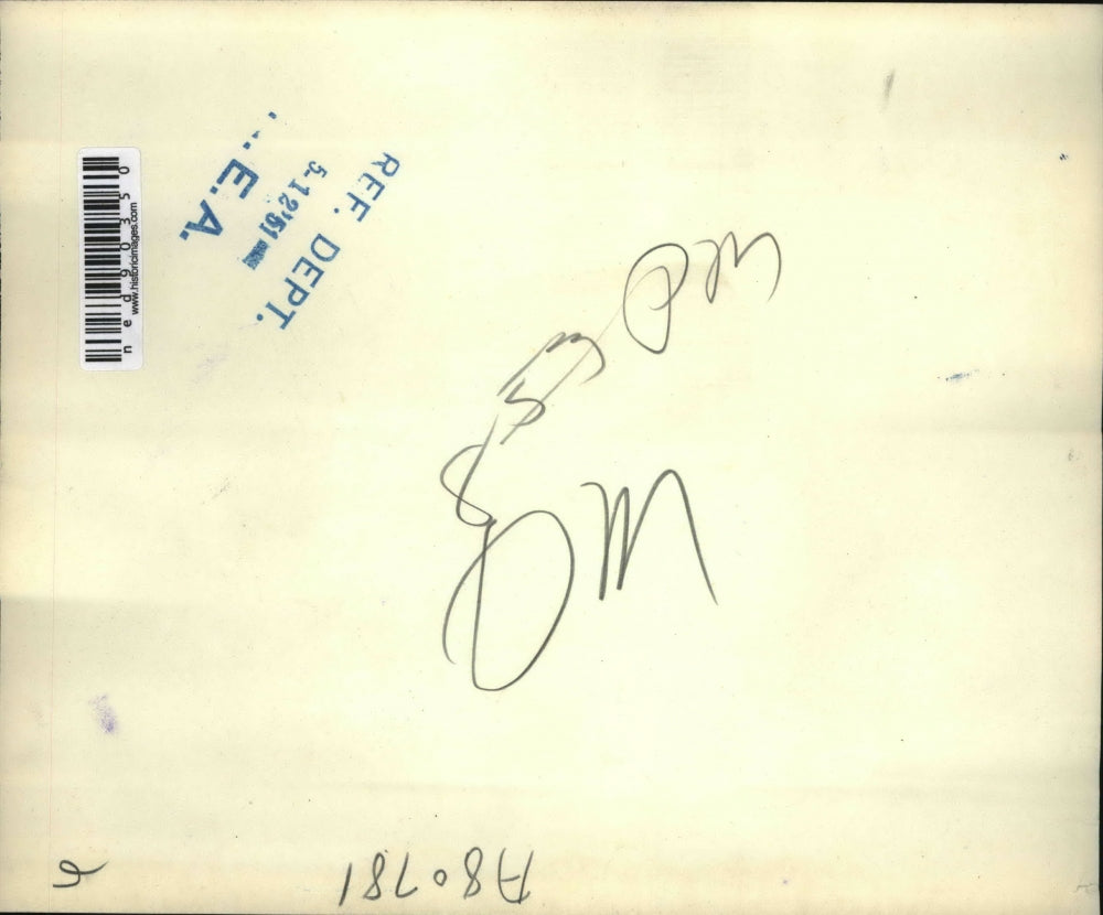 1951 Press Photo of Robert A. Vogler and his family at the Hotel Roosevelt.