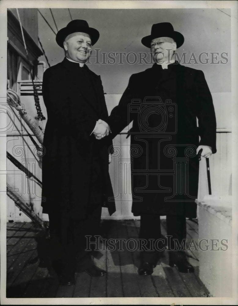 1946 Press Photo Newly Elevated Cardinal McGuigan returns to Canada