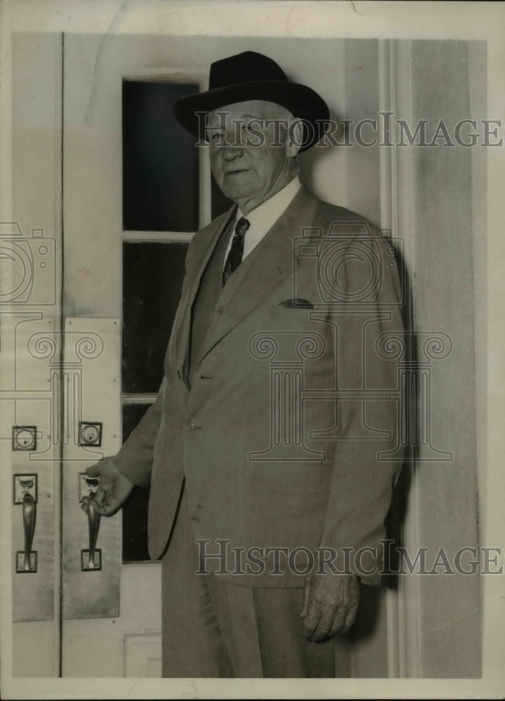 1938 Press Photo Chairman of ways & means confers w/ President Roosevelt