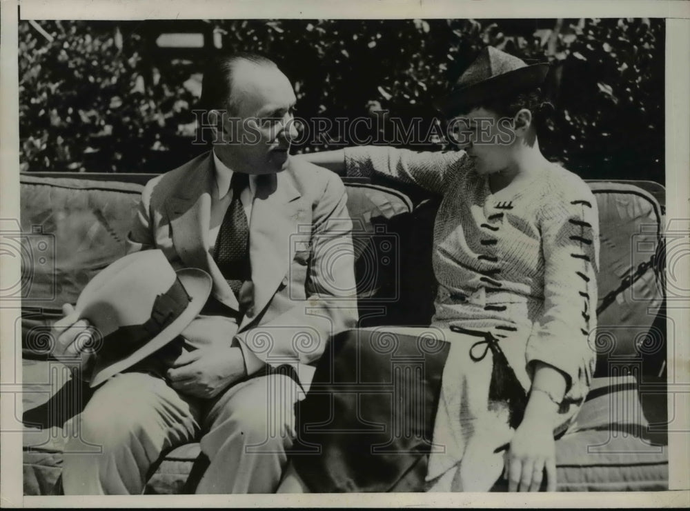 1936 Press Photo Irish Free State Minister,on vacation w/ his wife