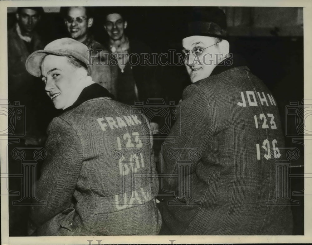 1937 Press Photo Strikers' sitdown at the Chrysler Corporation Dodge plant