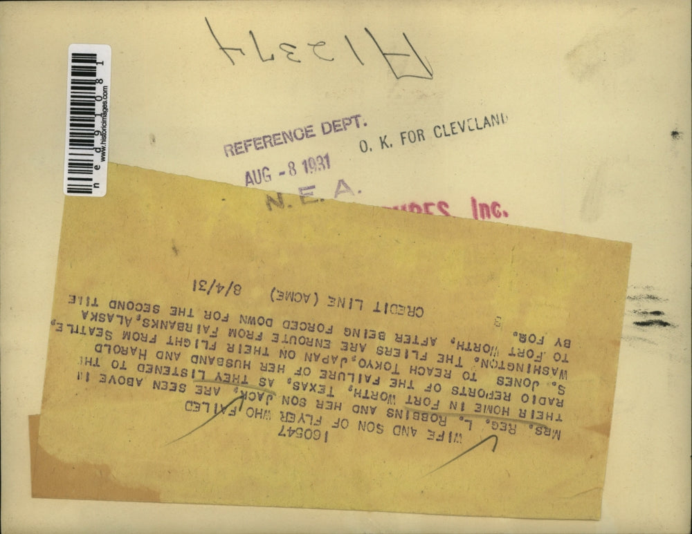 1931 Press Photo of the wife and son of Harold S. Jones. who attempted to fly