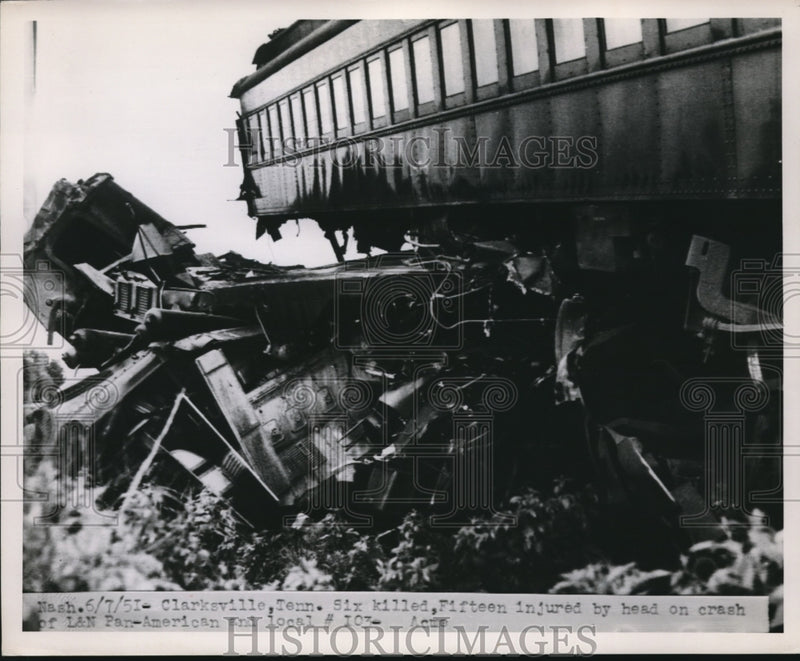 Load image into Gallery viewer, 1951 Press Photo of a train on train head on collision near Clarksville,
