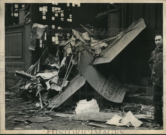 1931 Press Photo A photo of a wreck plane in Pittsburgh