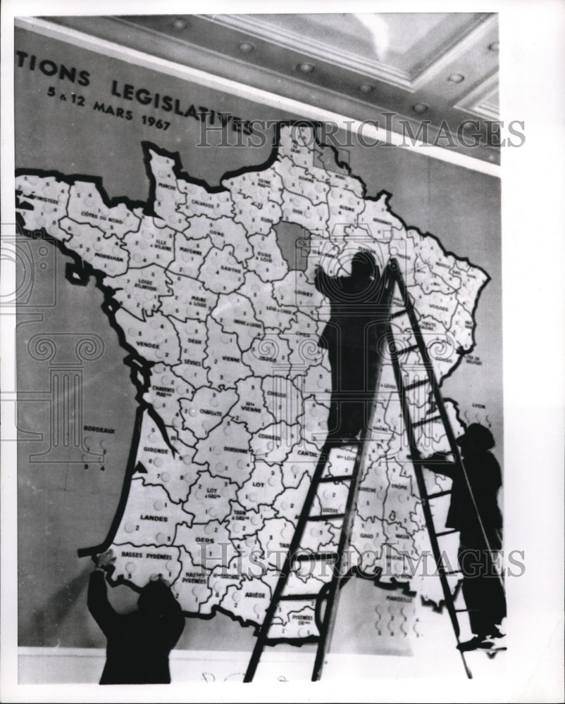 1967 Press Photo Giant map at the Ministry of Interior in Paris,France