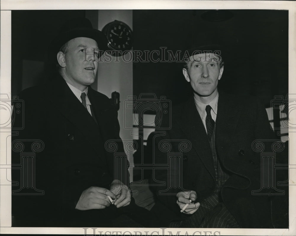1941 Press Photo of L-R Robert Thompson and John McClay.