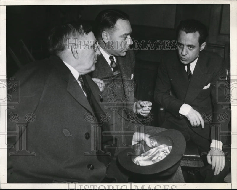 Load image into Gallery viewer, 1938 Press Photo J.J. Wright,Henry Wright and Paul Wright
