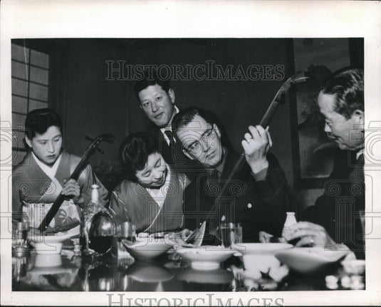 1946 Press Photo S. Yamahata,President of Sun News Photo and H.Tanaka