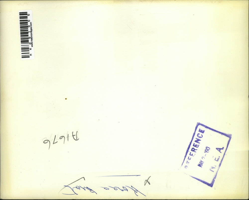 1960 Press Photo ROK Brig.Gen.Cho Chai Mi talks to rioting students