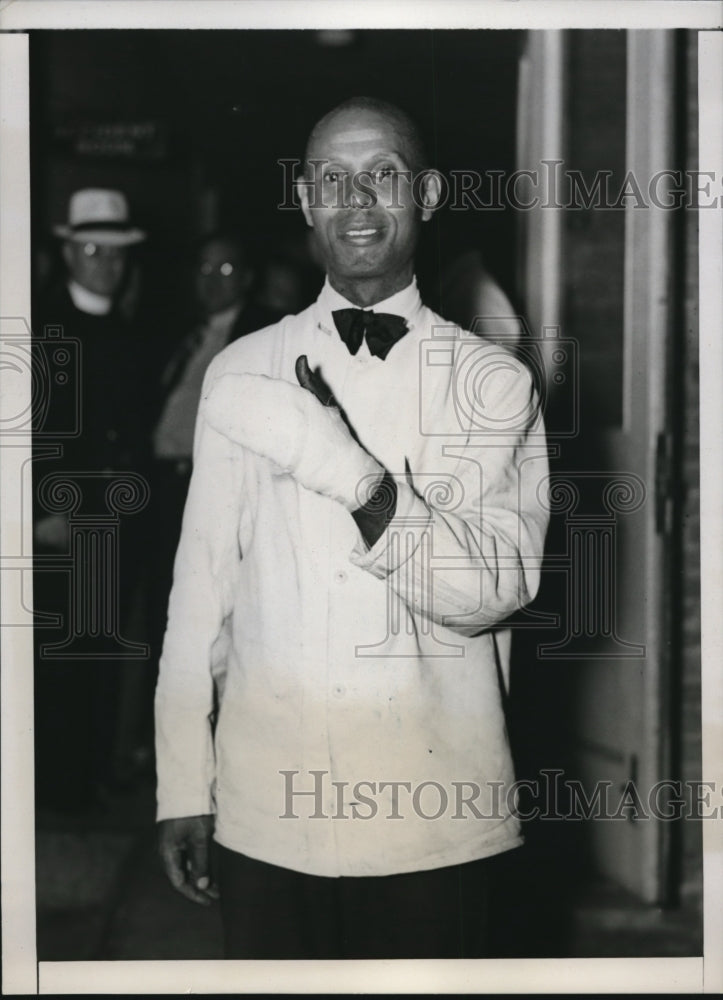 1937 Press Photo of Robert James injured in Baltimore Steamer.