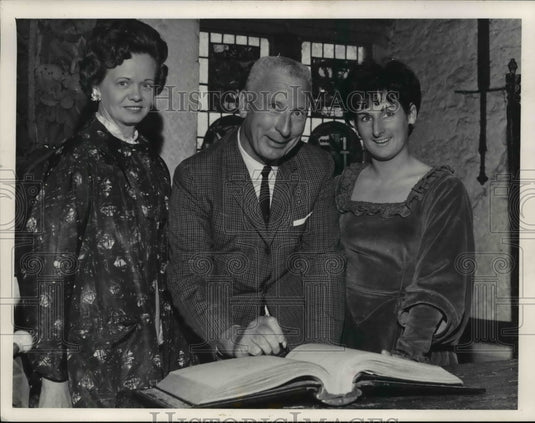 1966 Press Photo of Mr. and Mrs. Nelson Fletcher