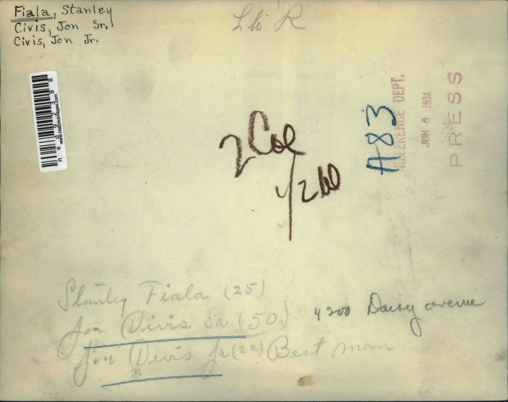 1934 Press Photo Stanley Fiala, John Civis Sr. and John Civis Jr.