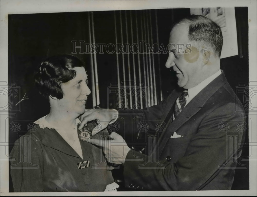 1937 Press Photo Mary E. Kennedy as acting Secretary for Police Commissioner